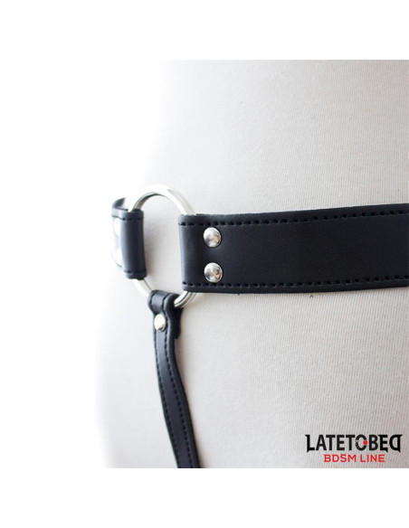LATETOBED Chastity String Pants — regulowane stringi cnoty