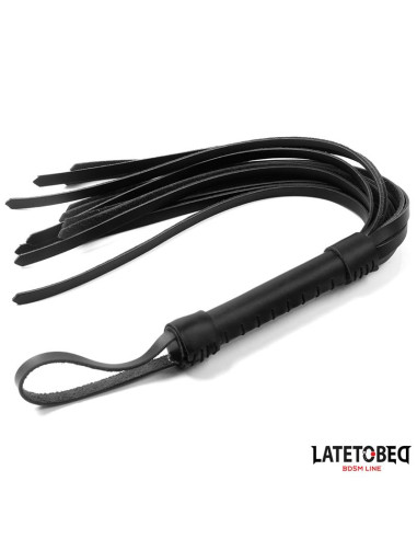 LATETOBED Flogger skórzany 50 cm — elegancki akcesorium BDSM