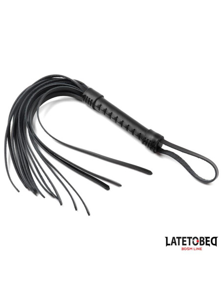 LATETOBED Flogger skórzany 50 cm — elegancki akcesorium BDSM