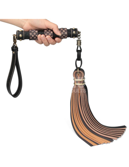 LOVETOY Rebellion Reign Flogger — elegancki flogger 59,7 cm