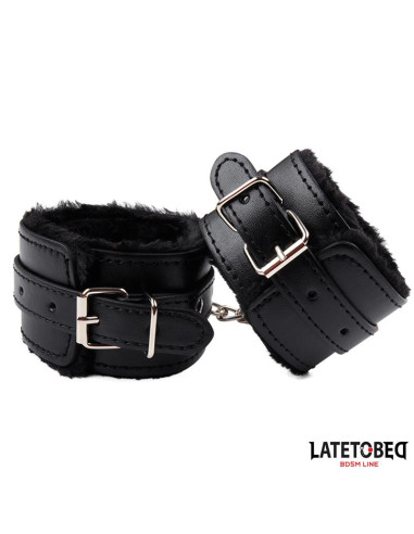 LATETOBED Furry Ankle Cuff Black — futerkowe kajdanki na kostki
