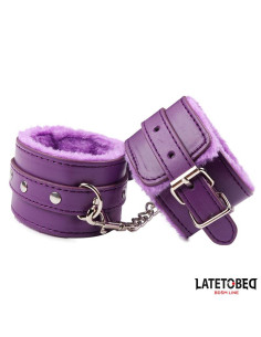 LATETOBED Furry Wrist Cuff — fioletowe kajdanki nadgarstkowe