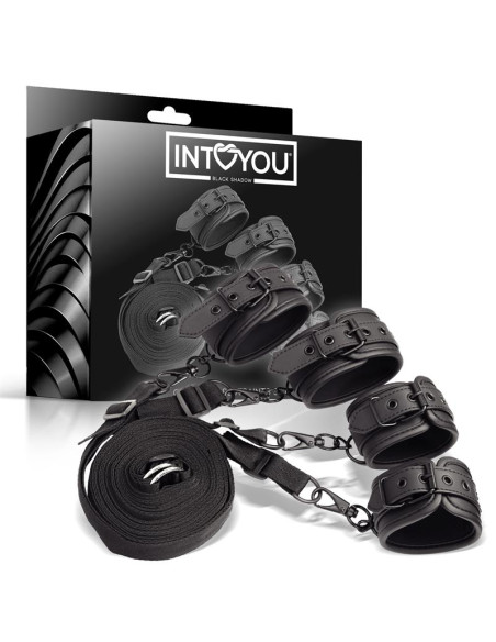 INTOYOU Black Shadow — zestaw kajdan na łóżko ze skóry wegańskiej